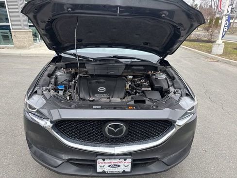 Used 2018 MAZDA CX-5 Touring w/ Preferred Equipment Package image 17