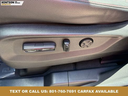 Used 2025 Honda Odyssey Sport-L image 32