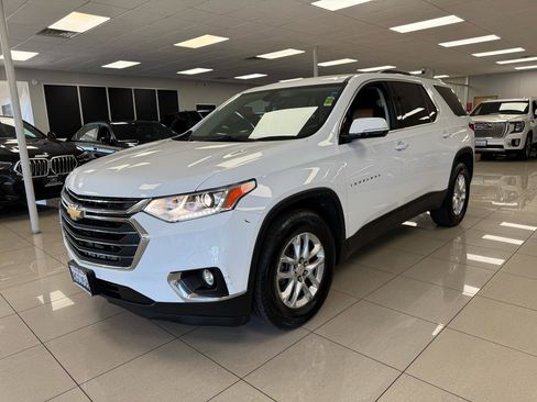 Used 2018 Chevrolet Traverse LT image 8