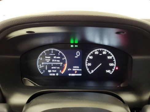 Used 2024 Honda HR-V LX image 11