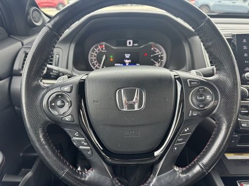 Used 2022 Honda Ridgeline Black Edition image 16