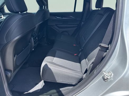 New 2026 Jeep Grand Cherokee Laredo X RWD image 34