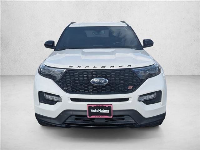 Used 2022 Ford Explorer ST RWD image 2