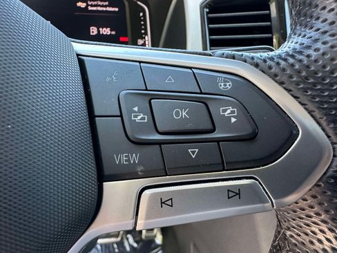 Used 2021 Volkswagen Atlas SEL R-Line FWD image 16