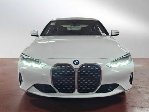 Used 2022 BMW 430i Coupe w/ Convenience Package image 2