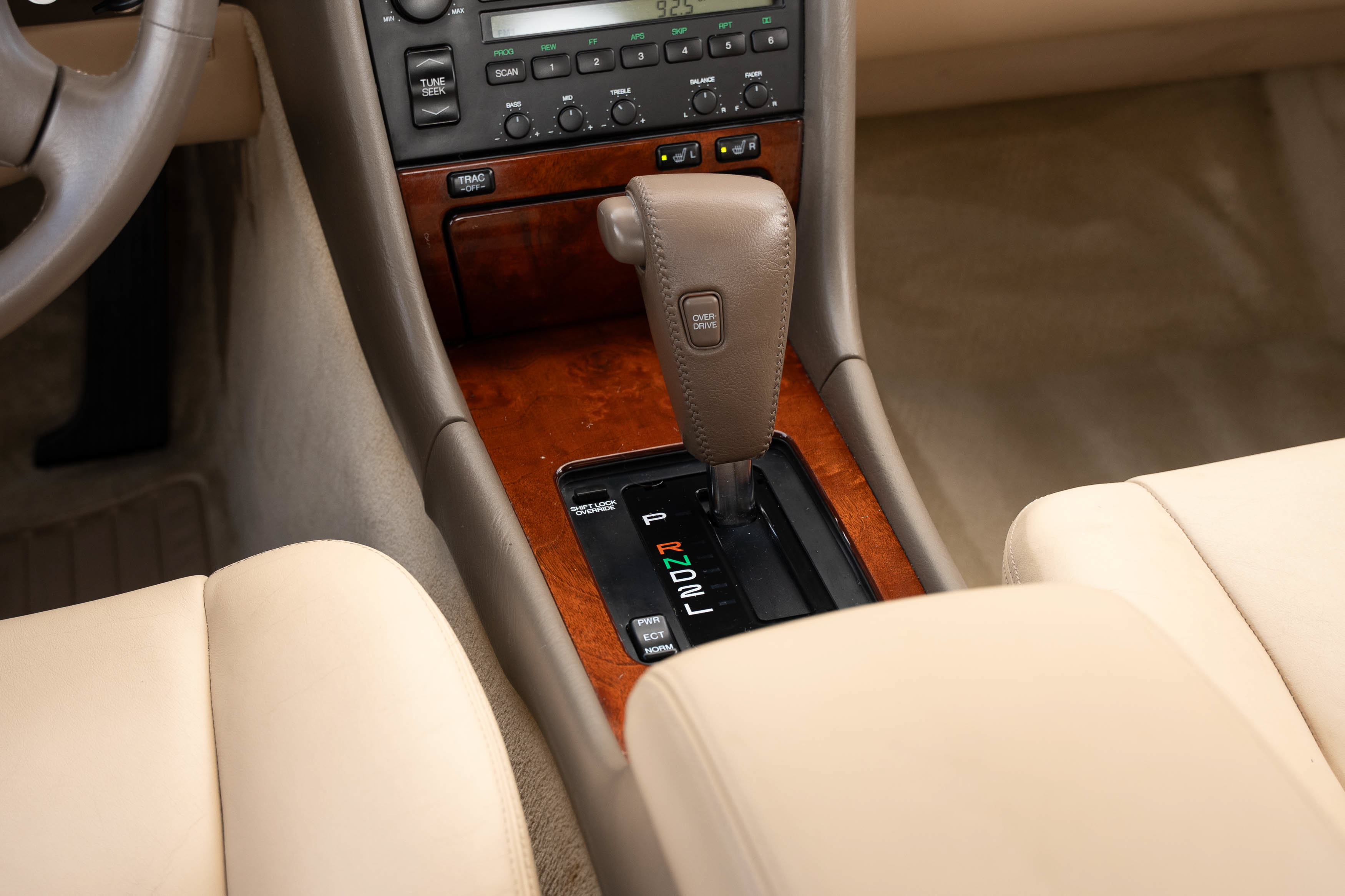 Used 1992 Lexus LS 400 RWD image 11