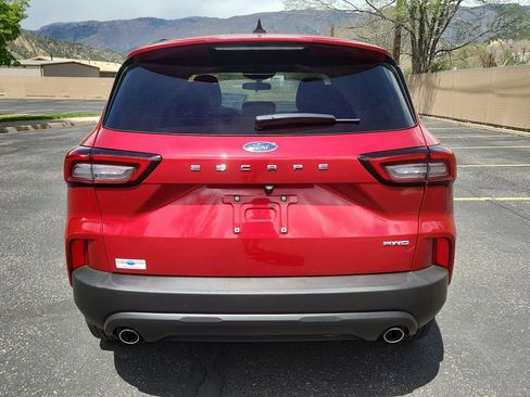 Used 2025 Ford Escape ST-Line AWD/4WD image 11