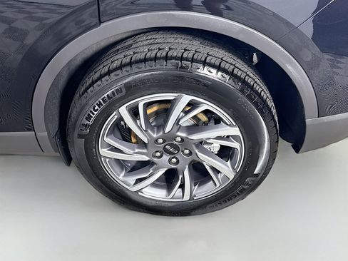 Used 2025 Lincoln Corsair FWD w/ Equipment Group 101A image 37