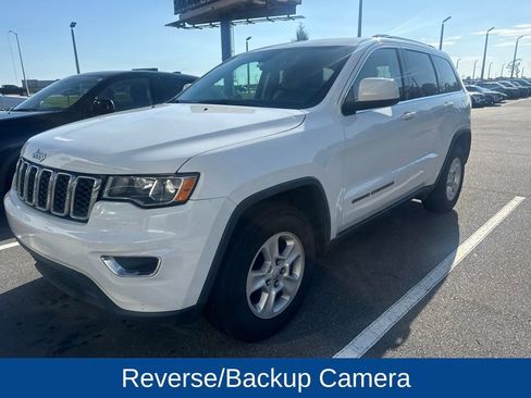 Used 2017 Jeep Grand Cherokee Laredo w/ Quick Order Package 2BE RWD image 3