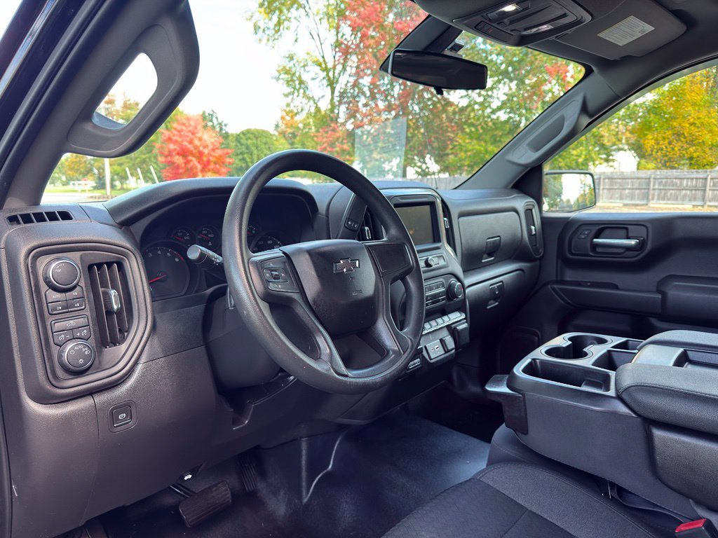Used 2022 Chevrolet Silverado 1500 Custom Trail Boss AWD/4WD image 17