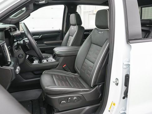 Used 2024 GMC Sierra 1500 AT4X AWD/4WD image 14