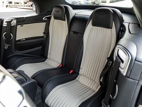Used 2016 Bentley Continental GT image 25