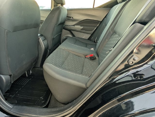 Used 2021 Nissan Kicks SV FWD image 27