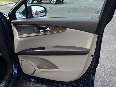 Used 2017 Lincoln MKX Reserve w/ Lincoln MKX Climate Package image 37