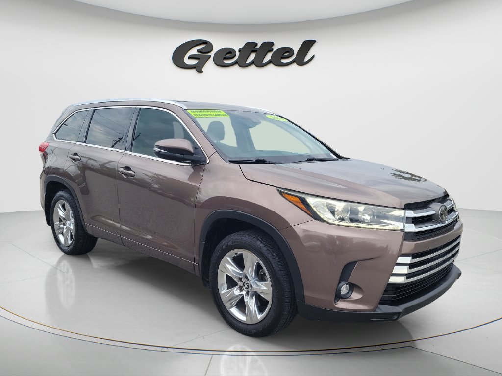 Used 2019 Toyota Highlander Limited AWD/4WD image 3