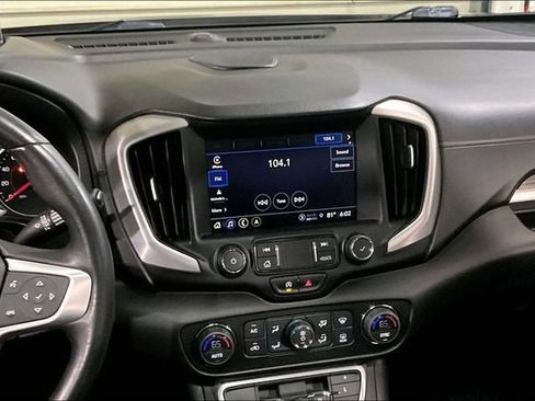 Used 2022 GMC Terrain SLT w/ Infotainment Package II AWD/4WD image 30