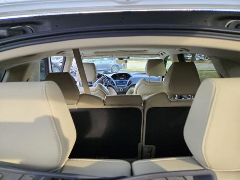 Used 2019 Acura MDX FWD image 31