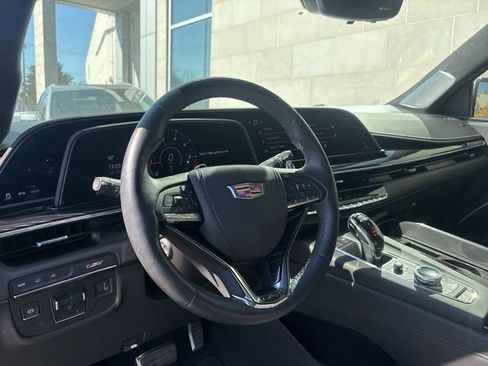 Certified 2024 Cadillac Escalade V w/ LPO, ONYX Package image 7