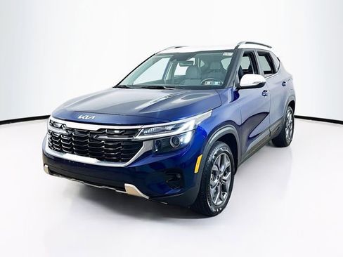 Used 2024 Kia Seltos S image 3