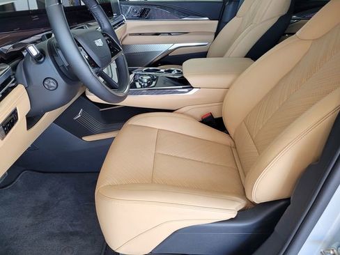 New 2025 Cadillac Escalade IQ Sport 2 image 17