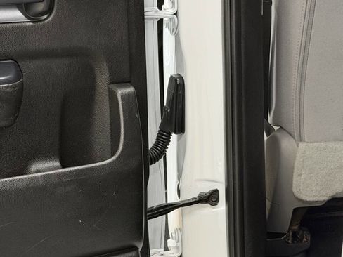 Used 2018 Chevrolet Silverado 3500 W/T image 51