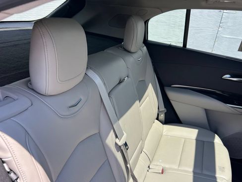Used 2019 Cadillac XT4 Premium Luxury FWD image 25