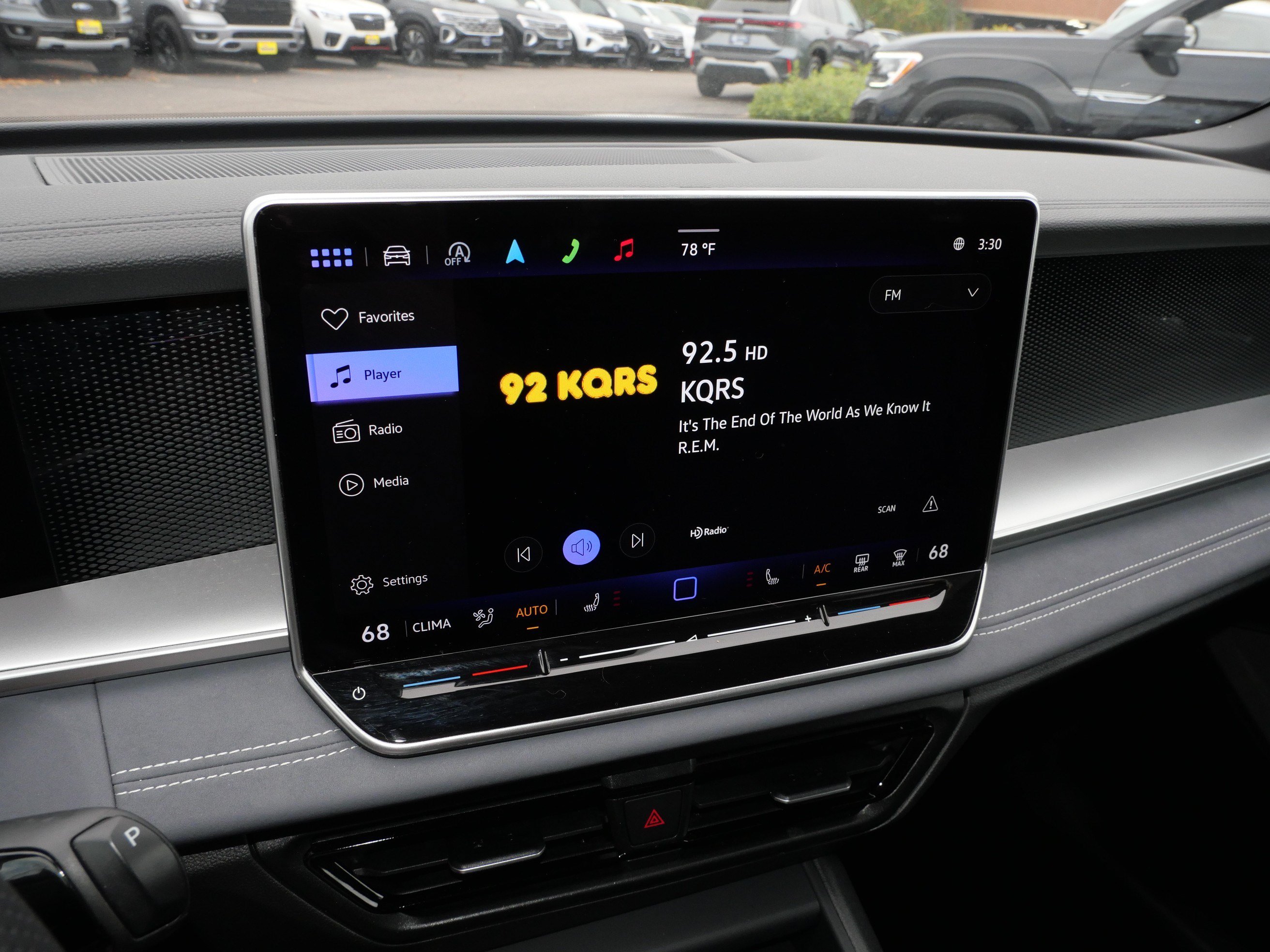 Certified 2025 Volkswagen Tiguan SE R-Line AWD/4WD image 22