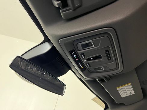 Used 2026 Chevrolet Silverado 1500 LT w/ Texas Edition Plus image 19