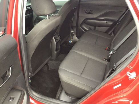 Used 2025 Hyundai Kona SEL AWD/4WD image 10