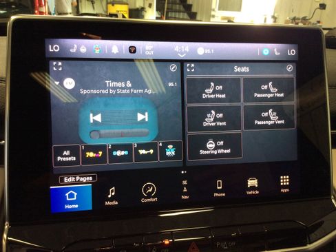 Used 2024 Jeep Compass Limited w/ Elite Group image 28