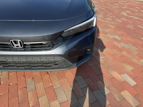 Used 2023 Honda Civic Touring image 24