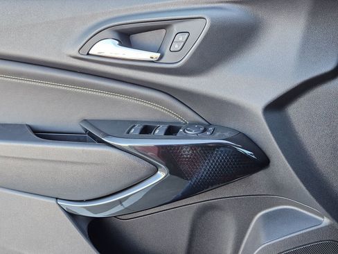 New 2026 Chevrolet Trax LT image 24