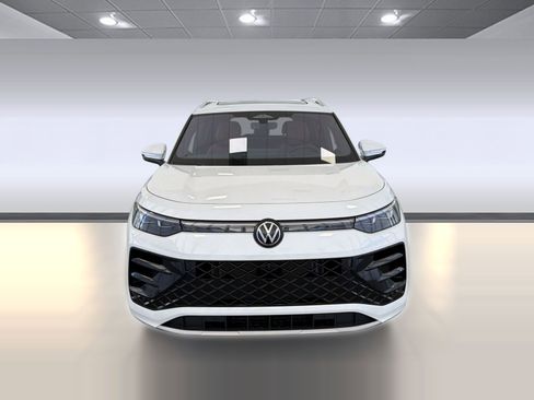 New 2026 Volkswagen Tiguan SEL R-Line AWD/4WD image 6