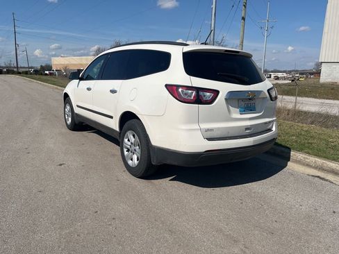 Used 2015 Chevrolet Traverse LS image 4