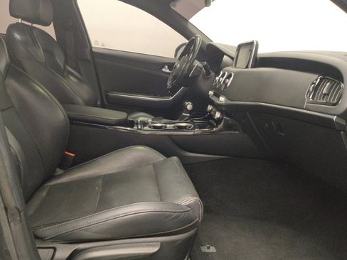 Used 2020 Kia Stinger GT-Line image 21