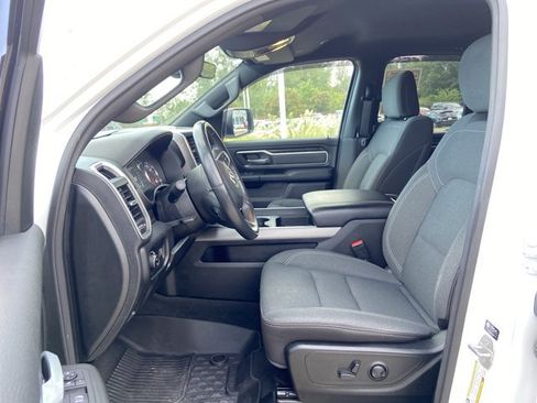 Used 2023 RAM 1500 Big Horn AWD/4WD image 36