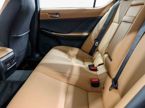 Used 2023 Lexus IS 300 w/ Comfort Package RWD image 19