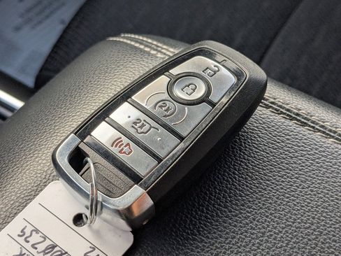 Certified 2021 Ford F150 XLT w/ Equipment Group 302A High image 31