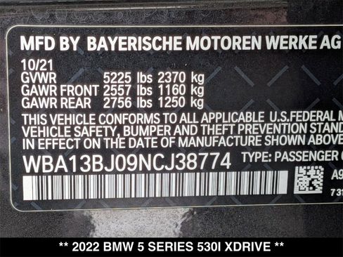 Certified 2022 BMW 530i xDrive w/ Premium Package image 32