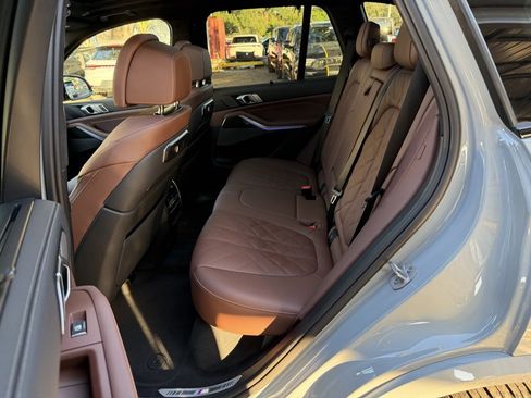 Used 2026 BMW X5 M60i image 26