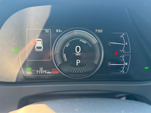 Used 2021 Lexus UX 250h AWD/4WD image 8