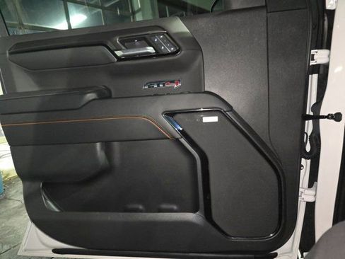 Used 2023 GMC Sierra 1500 AT4 w/ AT4 Premium Package image 26