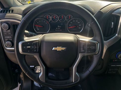 Used 2021 Chevrolet Silverado 1500 LT image 30