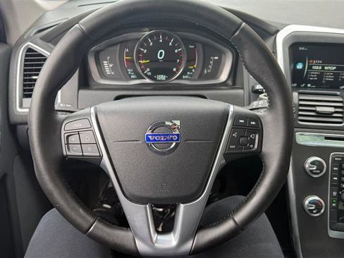 Used 2016 Volvo XC60 T5 Premier image 27