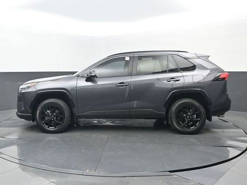 Used 2024 Toyota RAV4 XLE w/ Convenience Package image 24