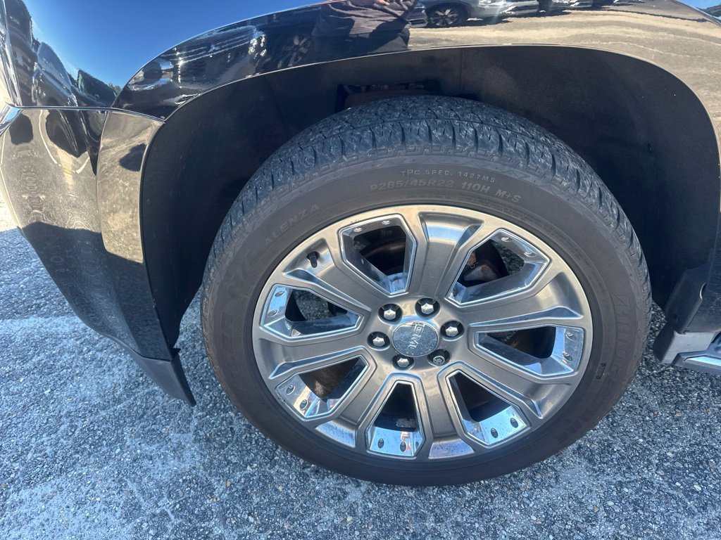 Used 2016 GMC Yukon Denali w/ Open Road Package AWD/4WD image 10