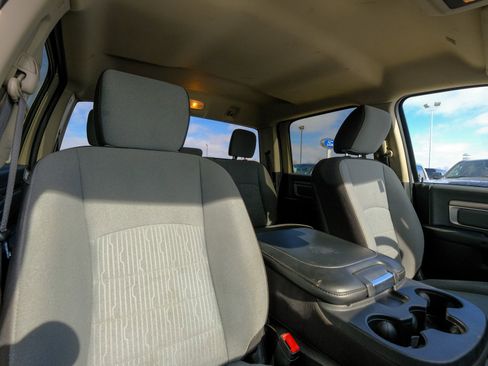 Used 2023 RAM 1500 Classic SLT w/ Electronics Group image 17