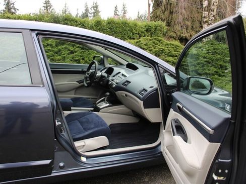 Used 2007 Honda Civic Hybrid Sedan image 13