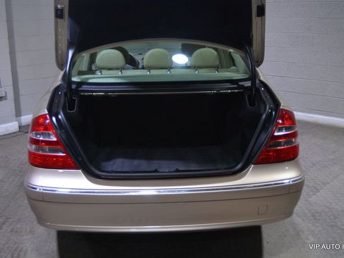 Used 2004 Mercedes-Benz E 320 Sedan image 24