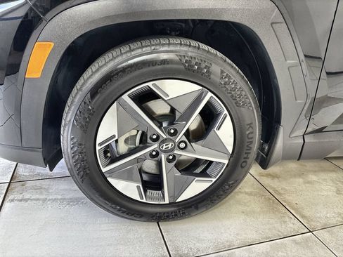 Certified 2025 Hyundai Tucson SEL FWD image 18